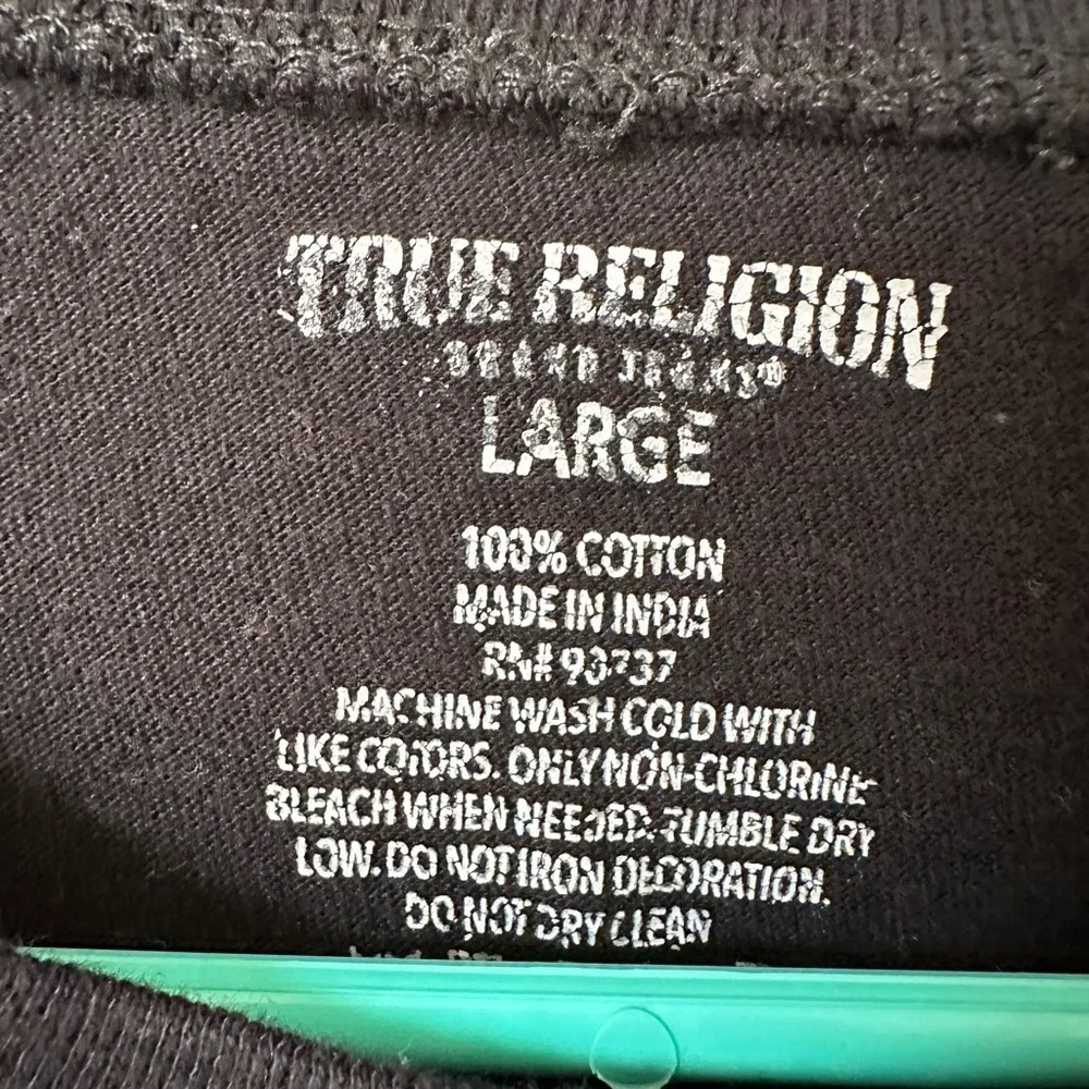 True Religion V-Neck Black Silver Logo T-Shirt Mens Large